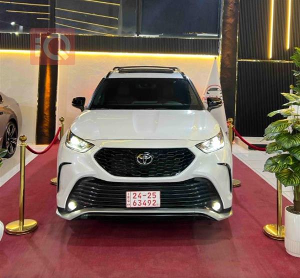 Toyota Highlander 2023 for sale in Iraq - Zaxo